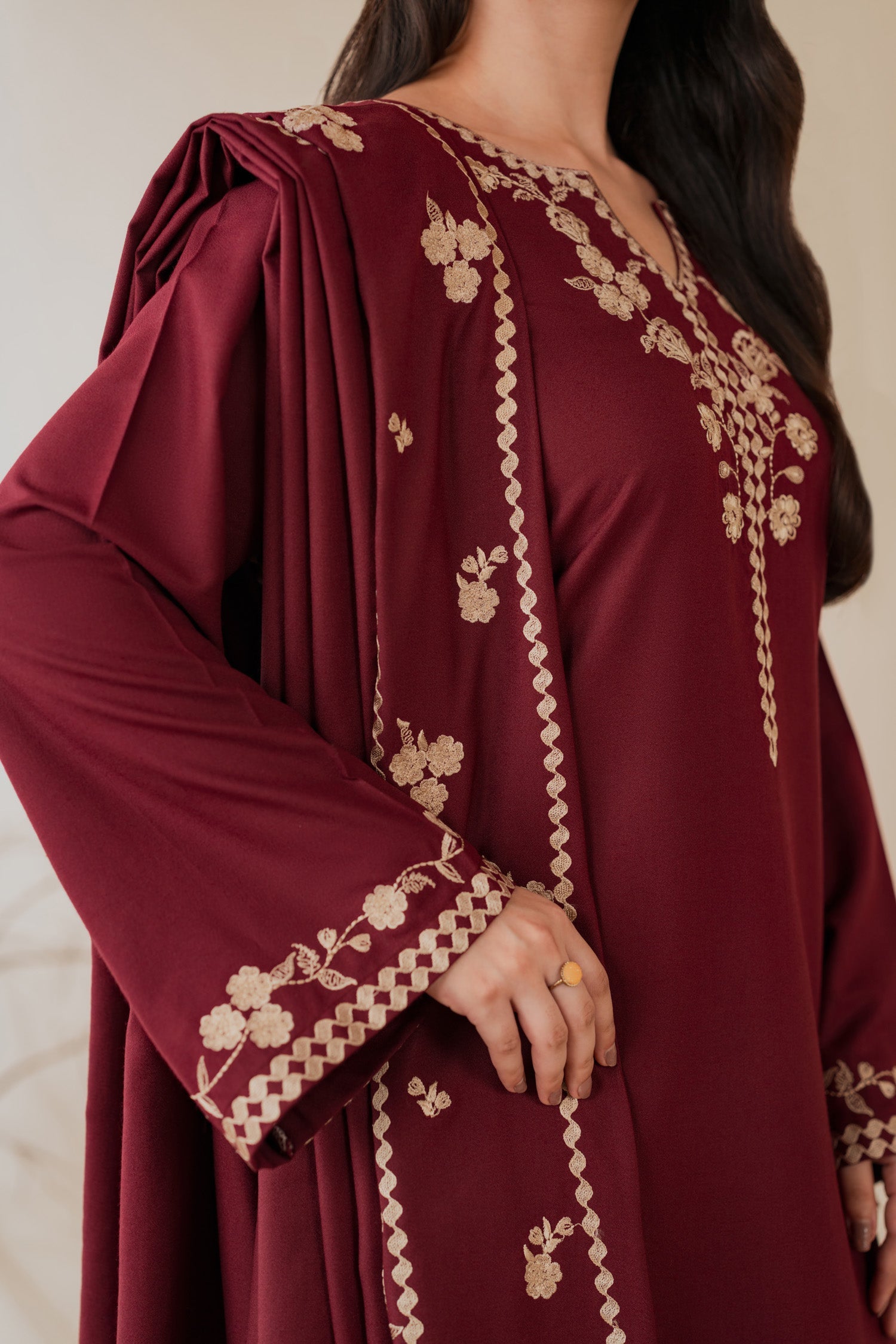 Mushk - 3pc with Shawl