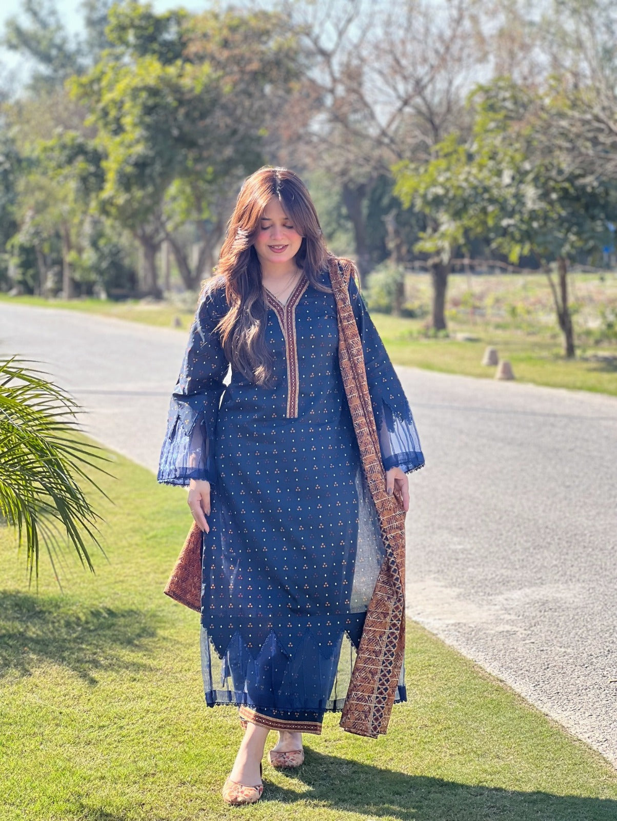 Elegant Navy Blue Embroidered 3-Piece Lawn Suit