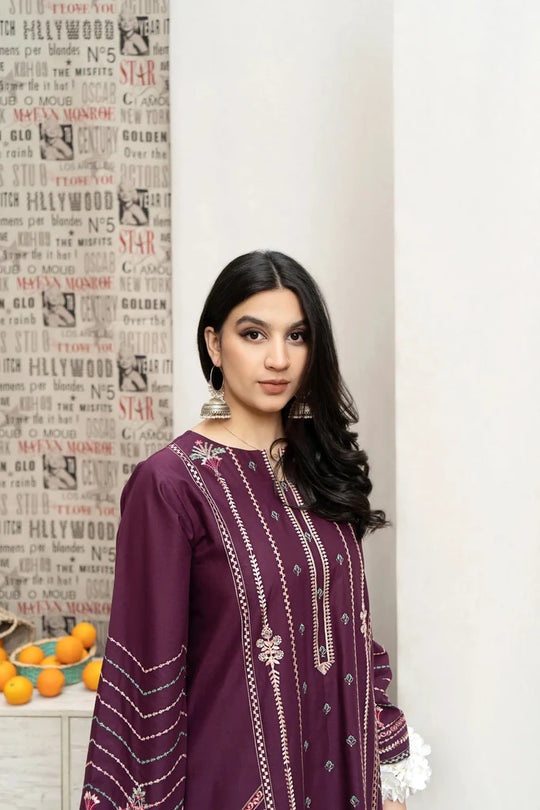 Urge Heavy Embroidered Lawn 2Piece Suit
